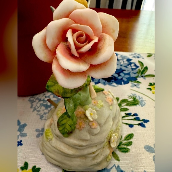 BOGO Vintage Enesco Fairy Figurine with Pink Rose and Green Leaves - Picture 2 of 6